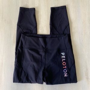 Lululemon peloton ankle crop black athletic workout leggings 8